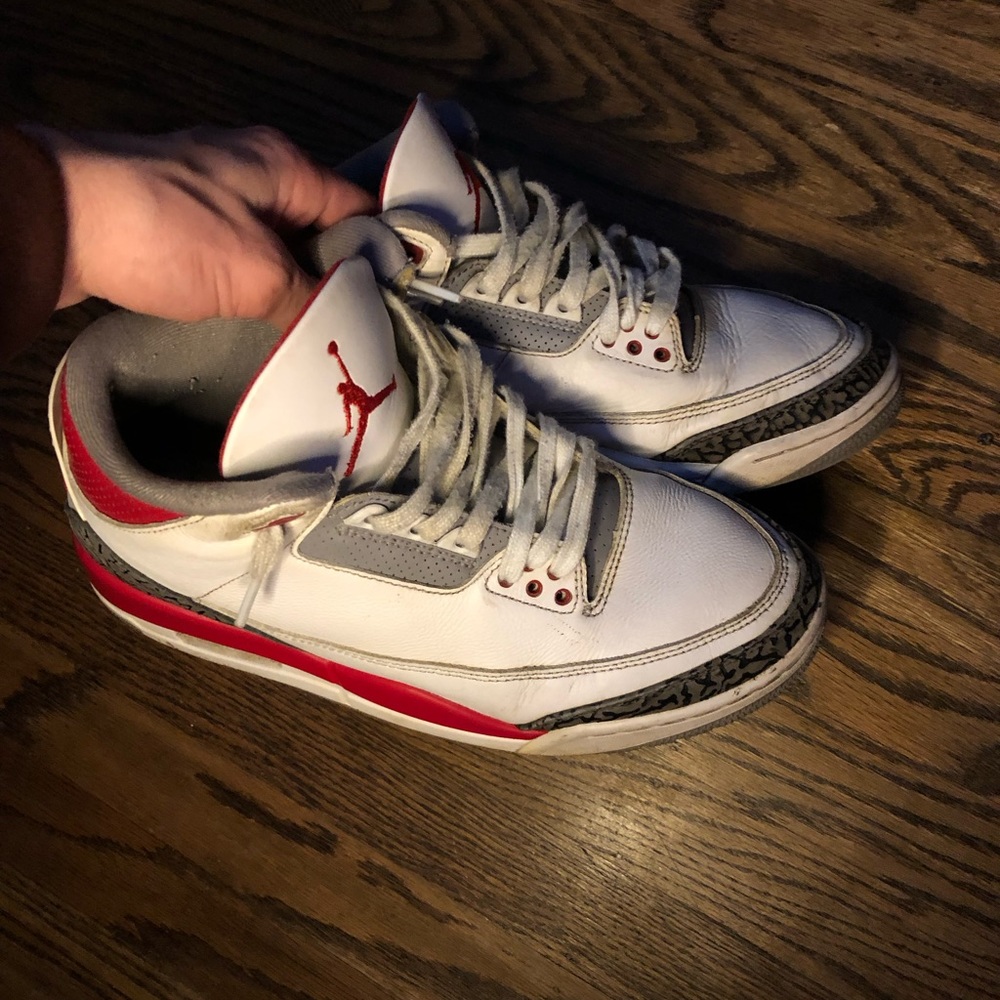 Air Jordan 3 Fire Red size 8.5 Men’s